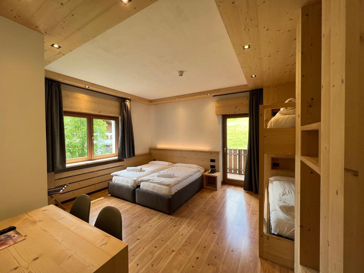 Hotel D'La Varda Di Topran D'Agata Paolo &C Sas 파돌라 외부 사진