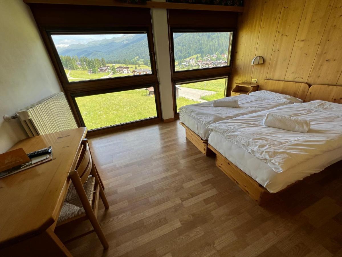 Hotel D'La Varda Di Topran D'Agata Paolo &C Sas 파돌라 외부 사진